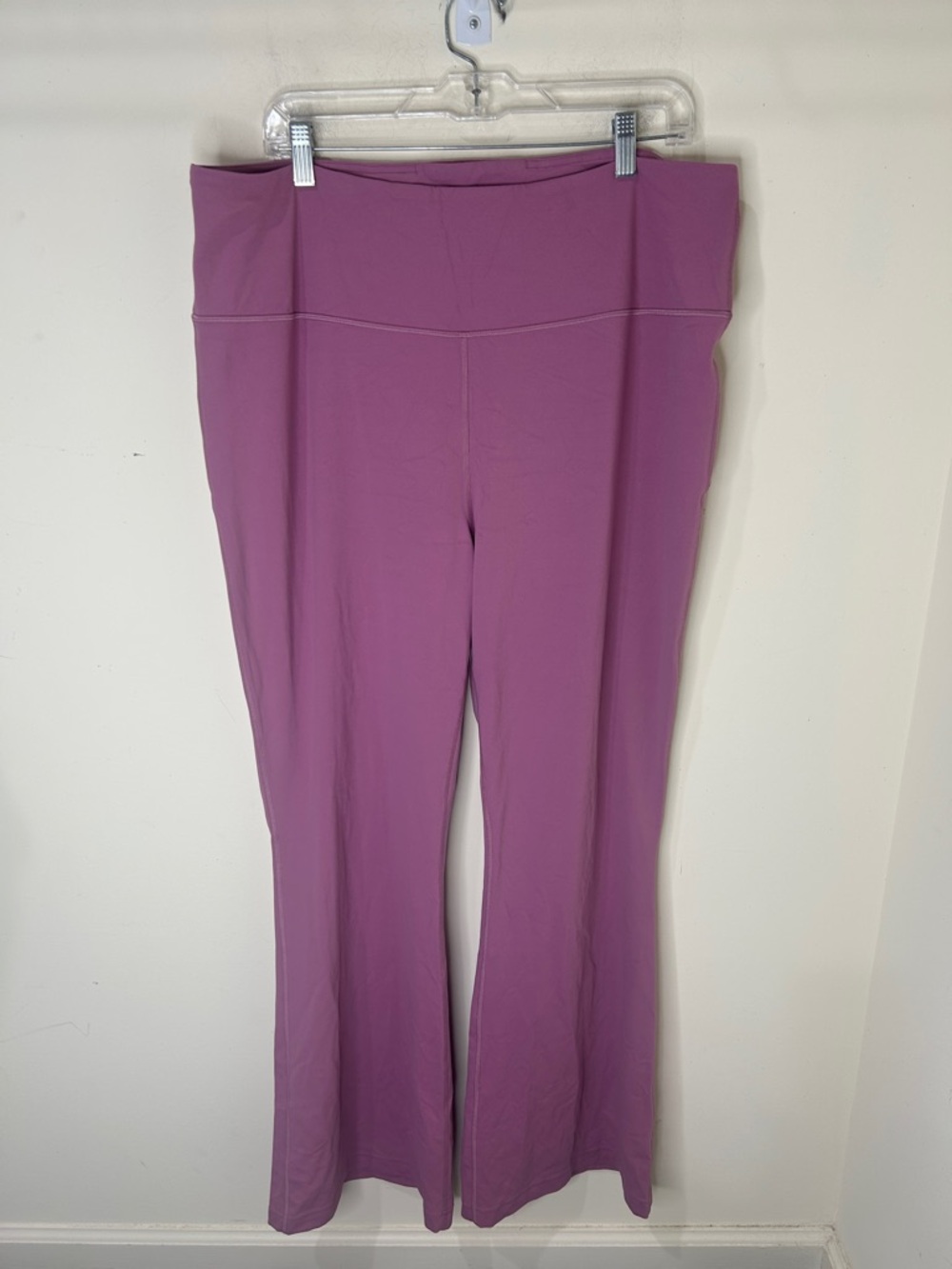 Lululemon Groove Super-High-Rise Flared Pant Nulu Velvet Dust Pink/Lilac Size 20 - Picture 6 of 16